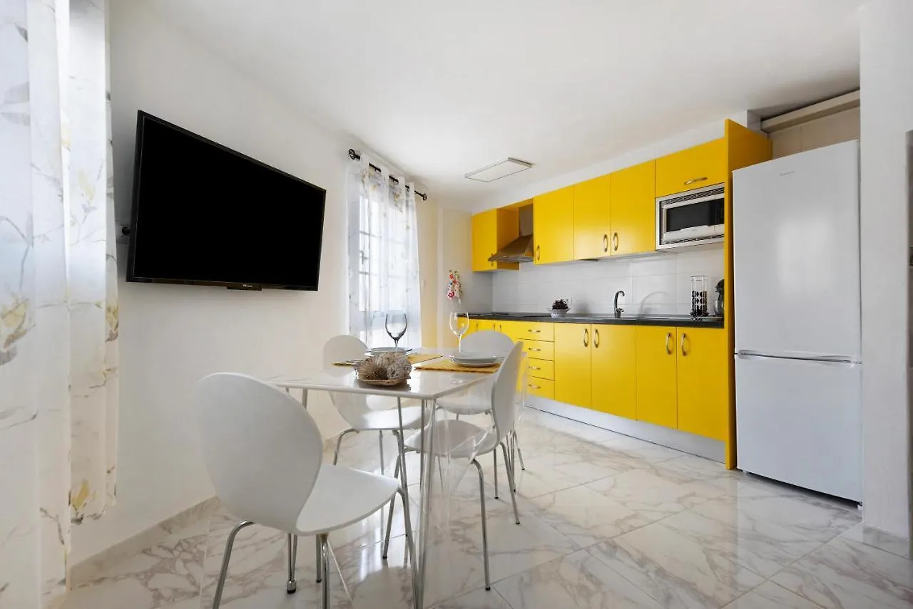 Casita Auxilia Bajo Villa Araya  Spain